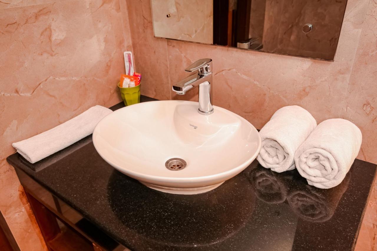 Miraaya Wellness And Golf Resort Chitwan Exterior photo